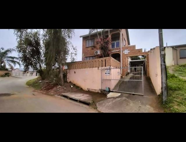 4 BEDROOM DUPLEX FOR SALE IN CANESIDE